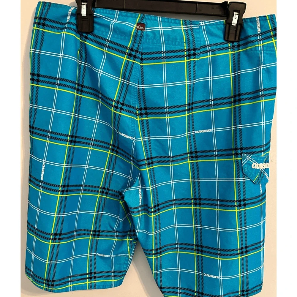 Quiksilver Men’s Blue Yellow Black Plaid Boardshorts Sz 34